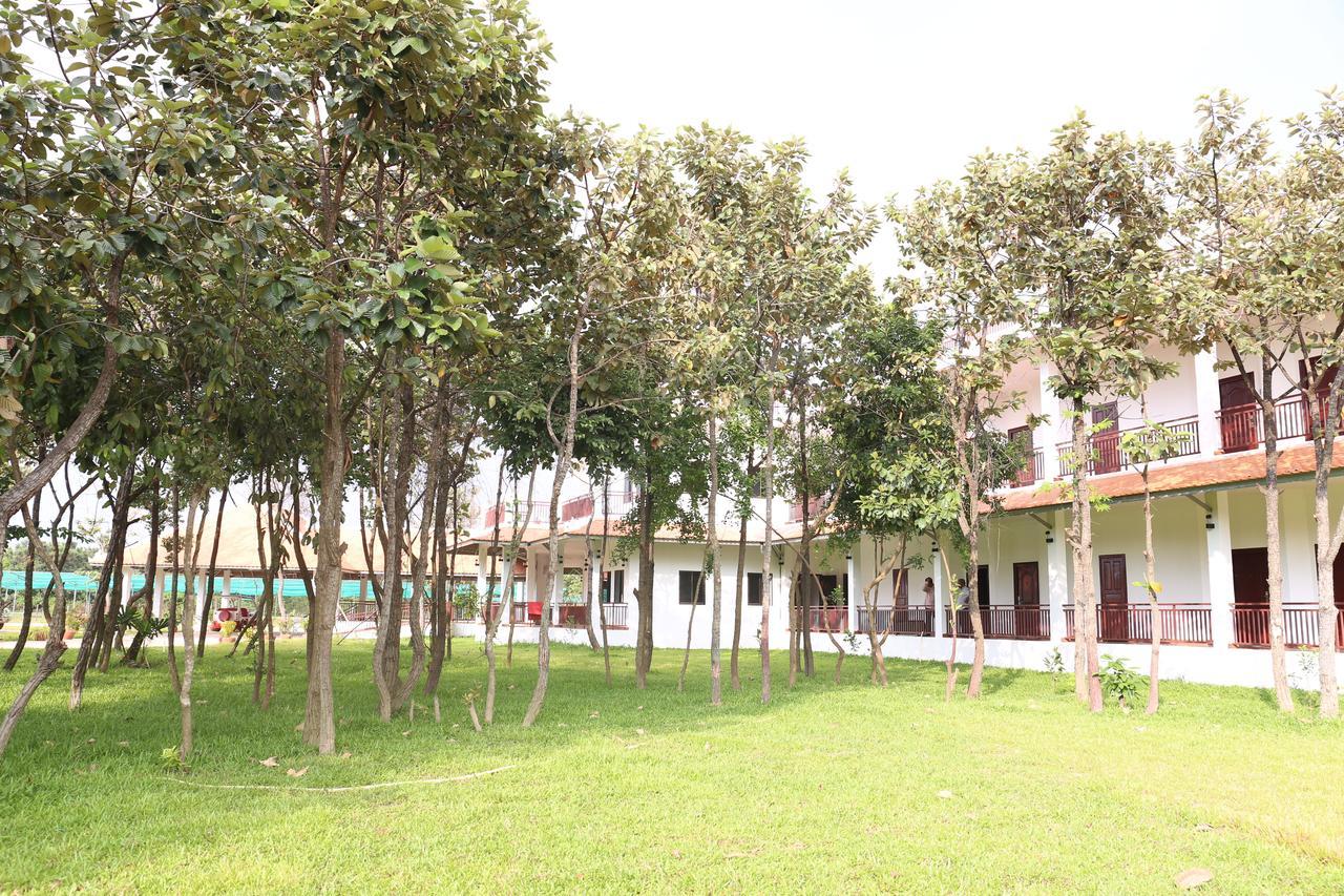 Samrith Hotel Kâmpóng Thum 외부 사진