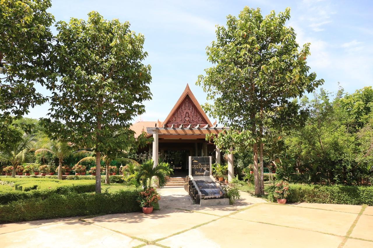Samrith Hotel Kâmpóng Thum 외부 사진