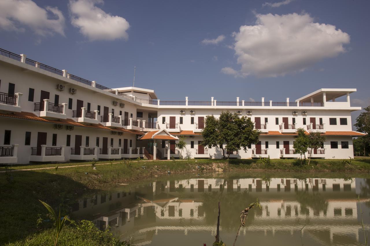 Samrith Hotel Kâmpóng Thum 외부 사진